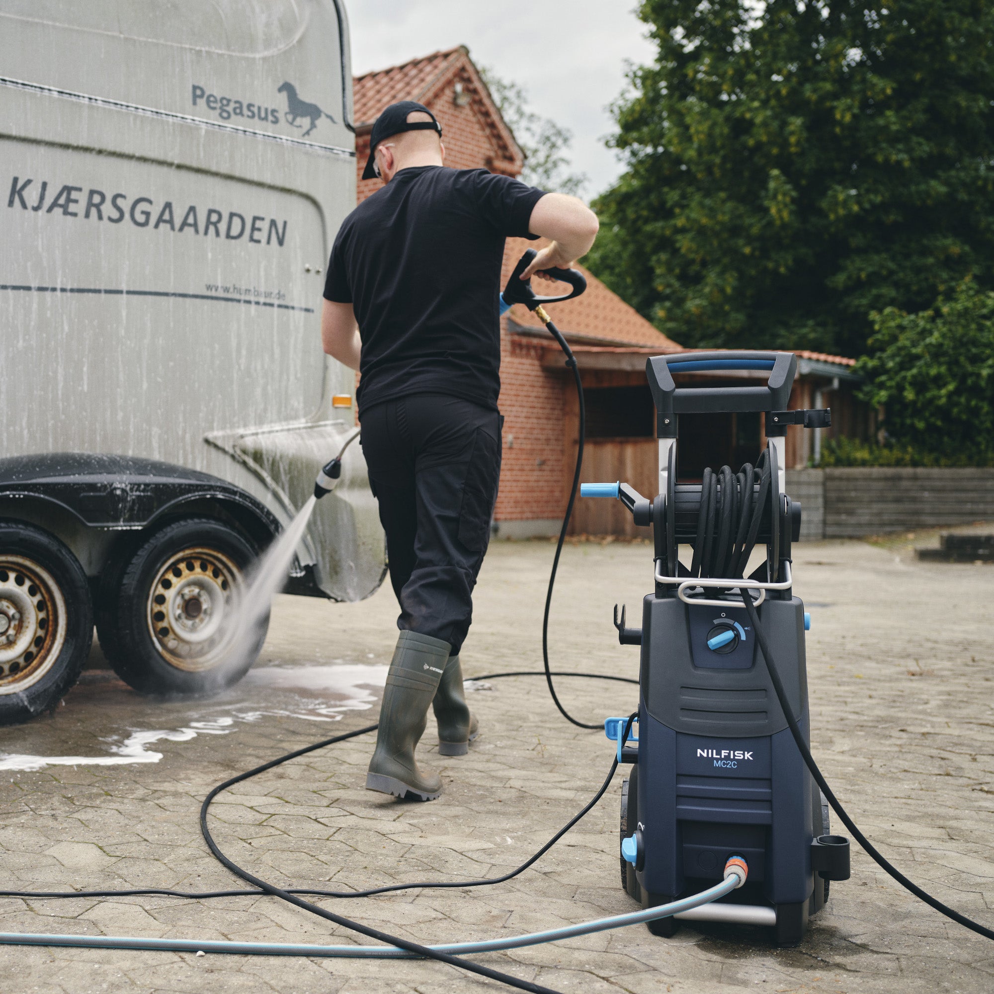  Perfect Solutions Ltd, MC 2C-140/610 XT Pressure Washer   